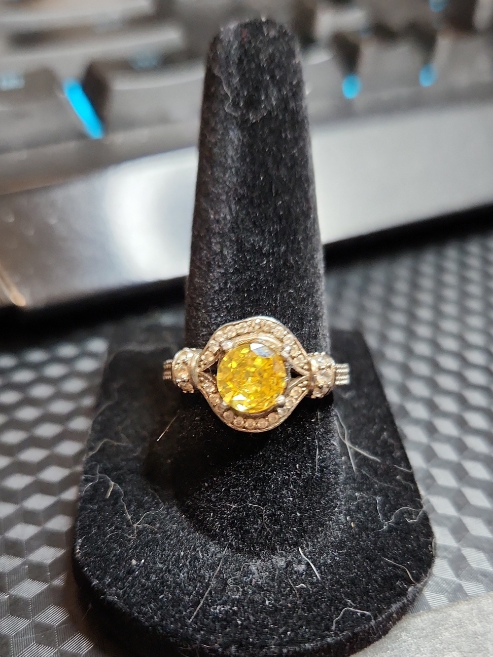 925 Sterling Silver Ring Sz8 with a Citrine Center and CZ Accents Surrounding It